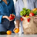 Jak oszczędzać na zakupach spożywczych przy cenach w 2026 roku?